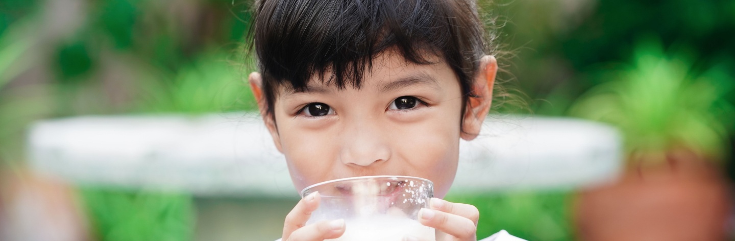 Tips Pemberian Susu yang Bagus untuk Anak 1 Tahun yang Susah Makan